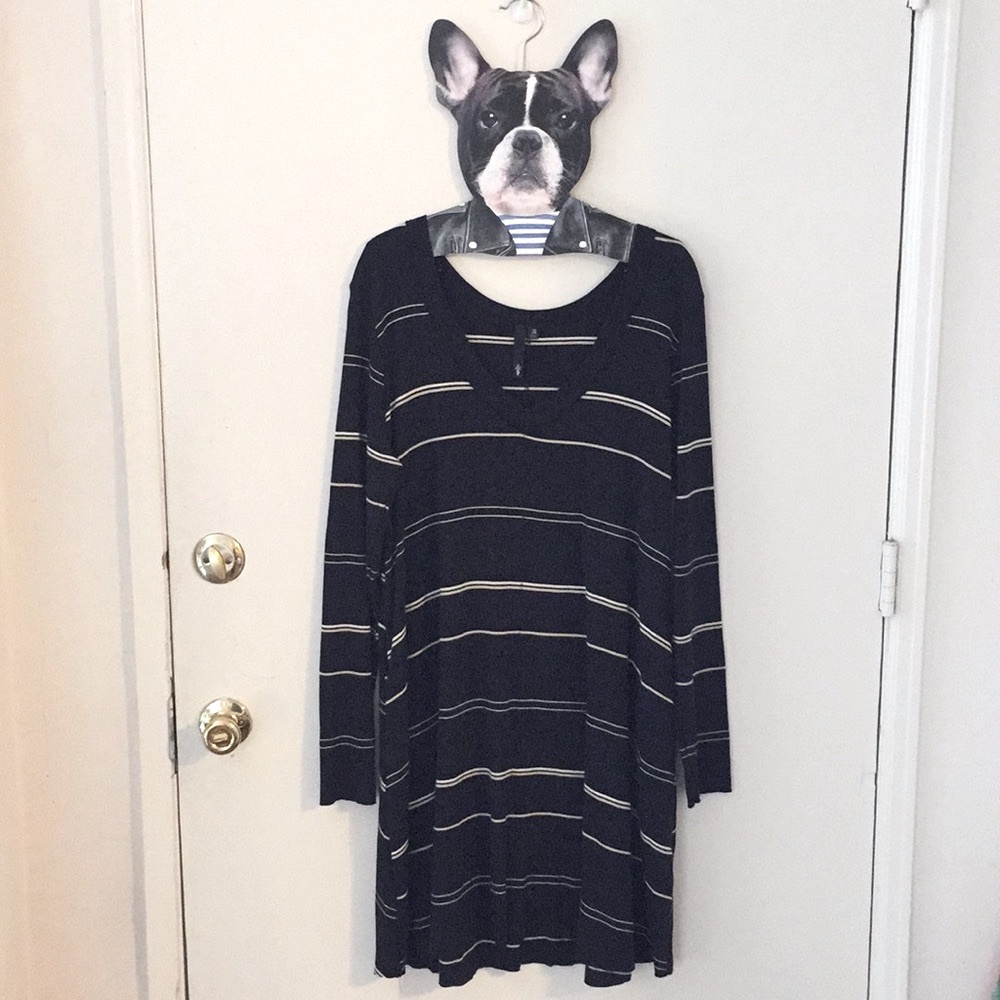 Knot Sisters striped dress